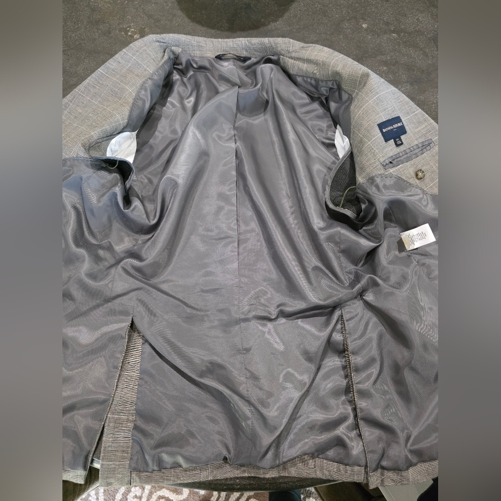 MENS Banana Republic Gray Classic Tailored Cut & Notched Lapels Cotton & Linen - Picture 15 of 17